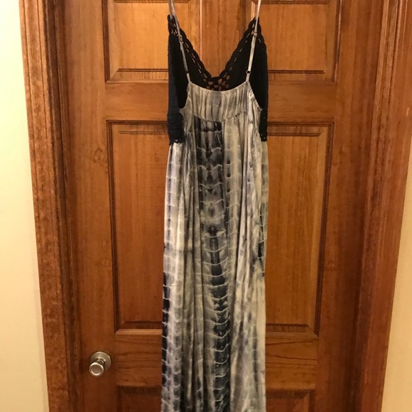 Navy tie dye maxi dress. Crochet top - Picture 3 of 3